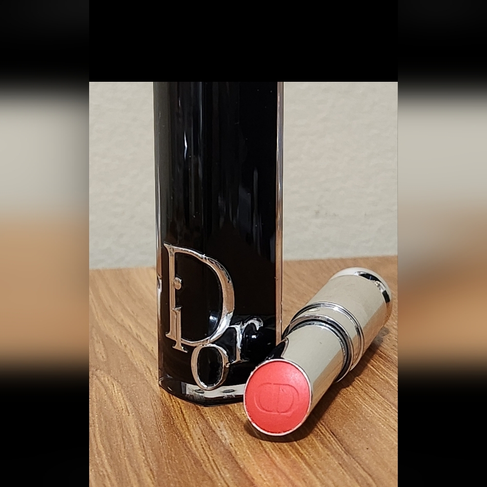 Dior Addict Hydrating Shine Lipstick Coral Bayadere Shade 659 NEW - Picture 2 of 3